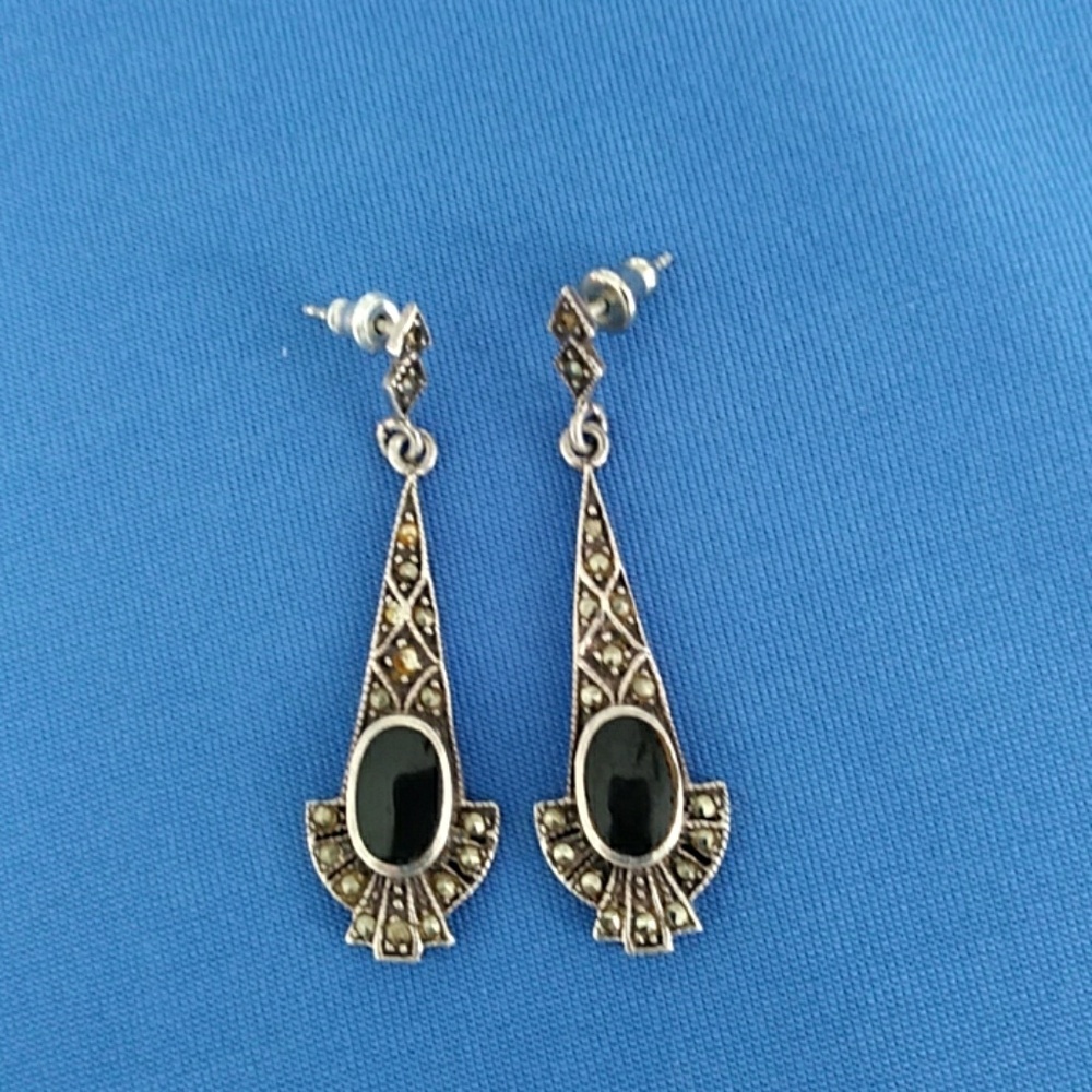 Vintage Sterling Silver Marcasite Earrings.